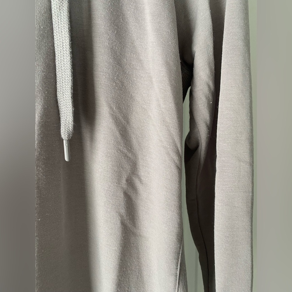 90 Degree Grey Yoga Hoodie Size M - Picture 2 of 4
